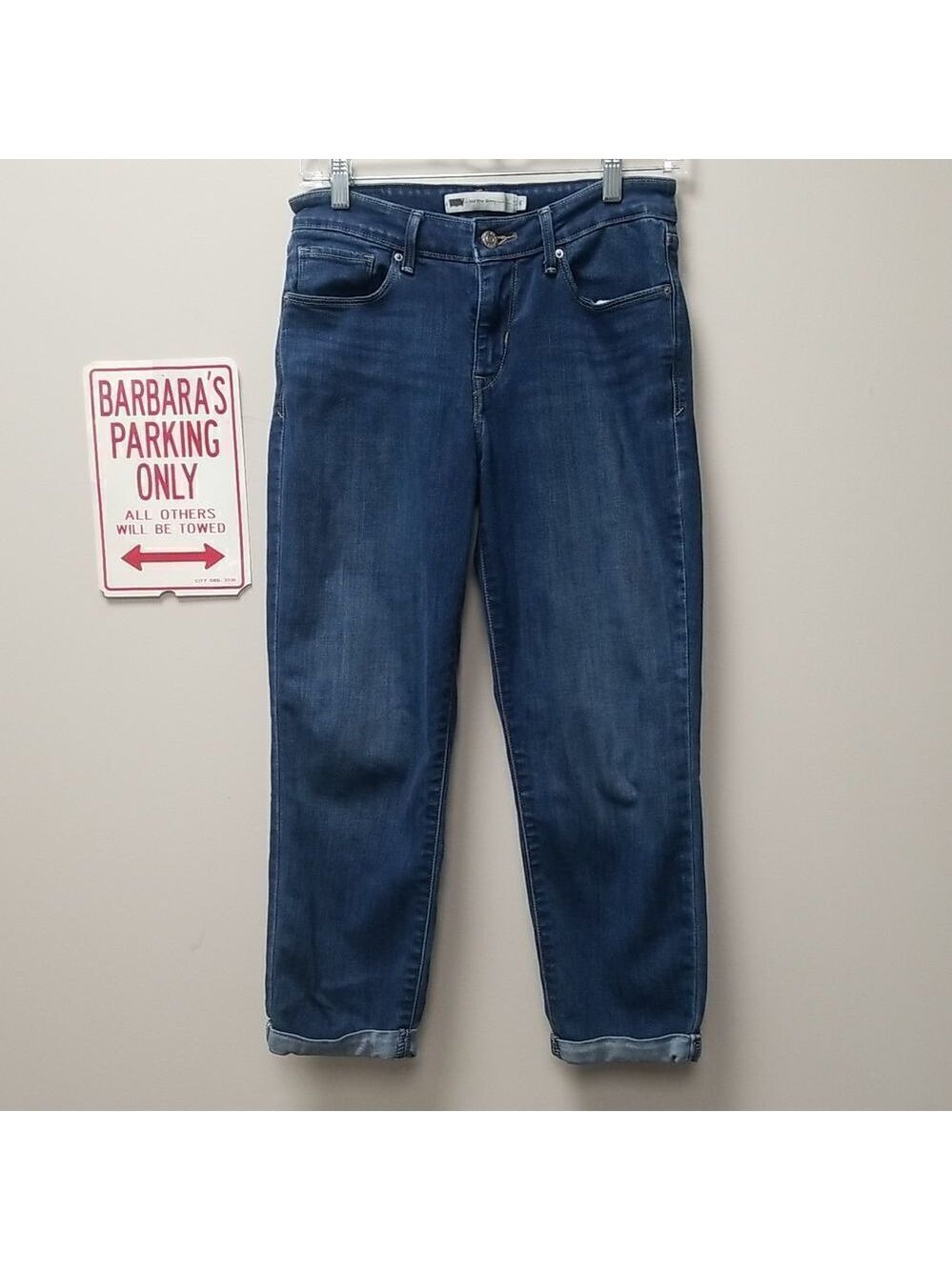 LEVI Women's Cuffed Ankle Jeans SZ 6